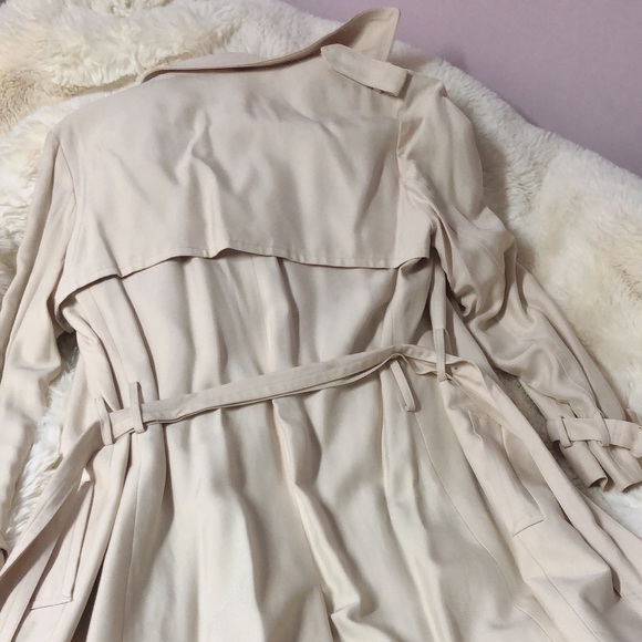 Club Monaco light pink trench coat - Picture 5 of 7